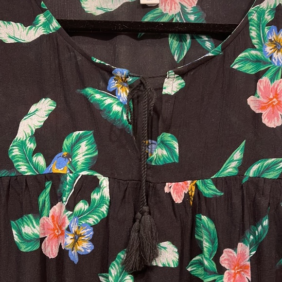 Old Navy top. XXL - Picture 6 of 7